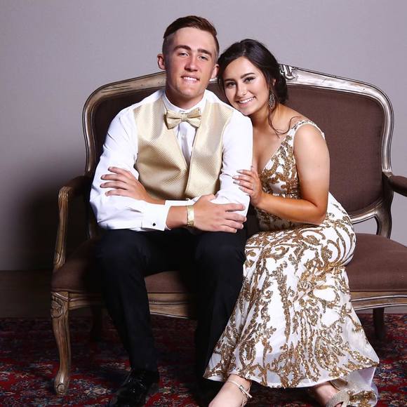 Meet your Posher, Allison - Picture 1 of 1